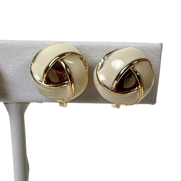 Earrings Richelieu Faux Pearl Rhinestones And Monet Cream Enamel Clip On Vintage - Picture 4 of 12
